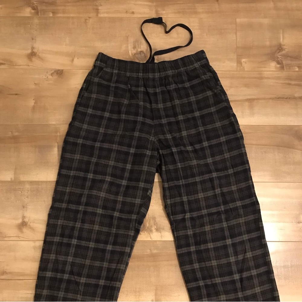 UNIQLO Black Plaid Pants